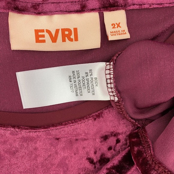 Evri Top Womens Size 2x Cranberry Red Crushed Velvet Look Short Sleeve Knit - Picture 5 of 11